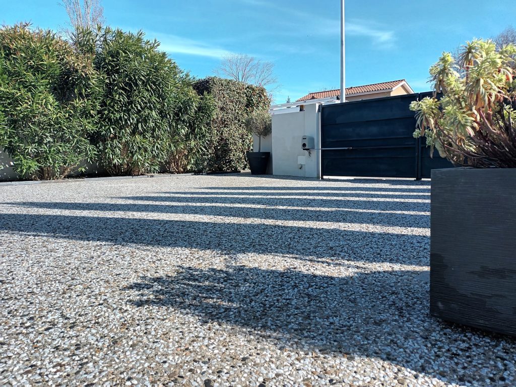 Béton désactivé couleur bleu