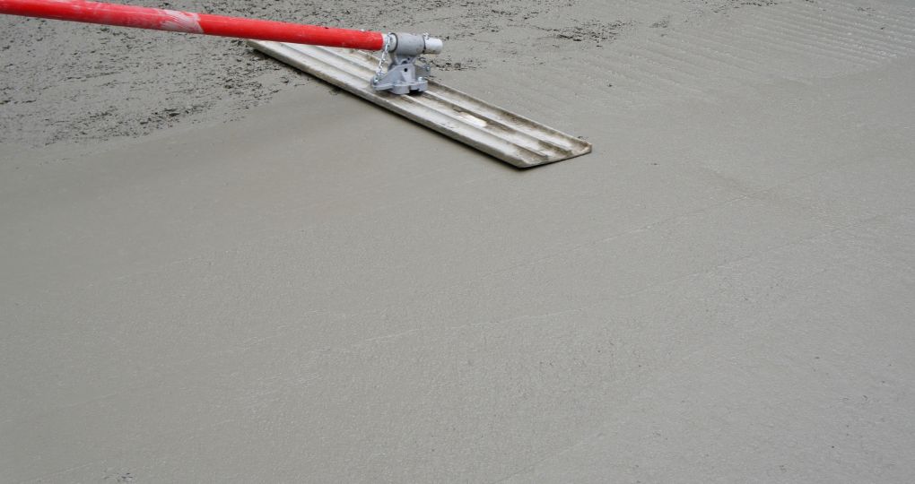 Étapes pour poser le béton désactivé