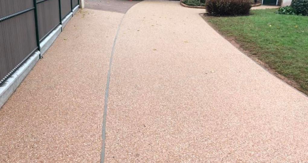 béton désactivé rose