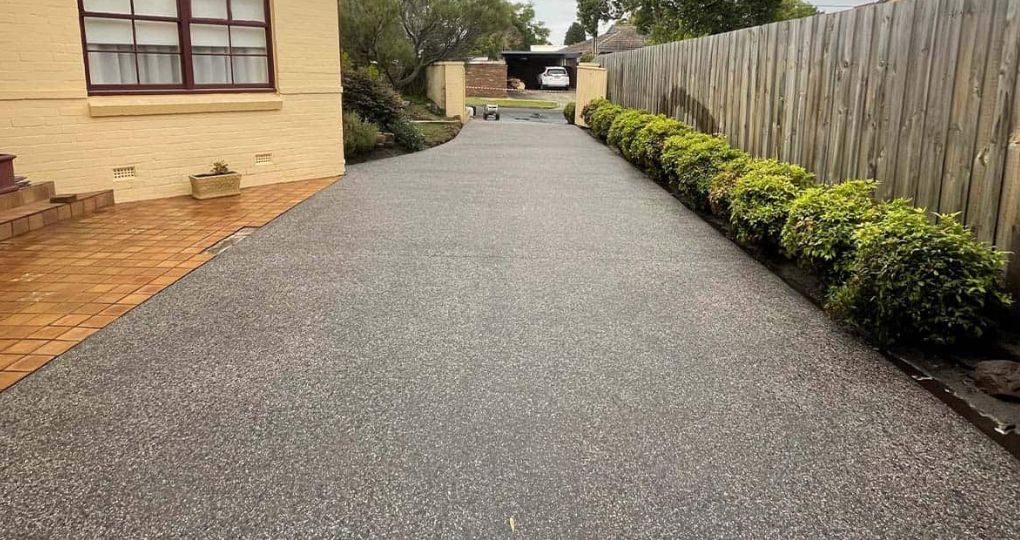 béton lavé pour l'allée